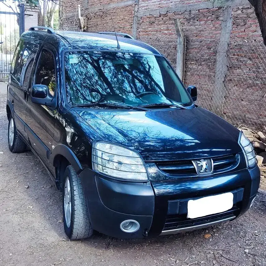 Peugeot Partner 1.6 Hdi Furgon Confort 5As 2016 - foto 1