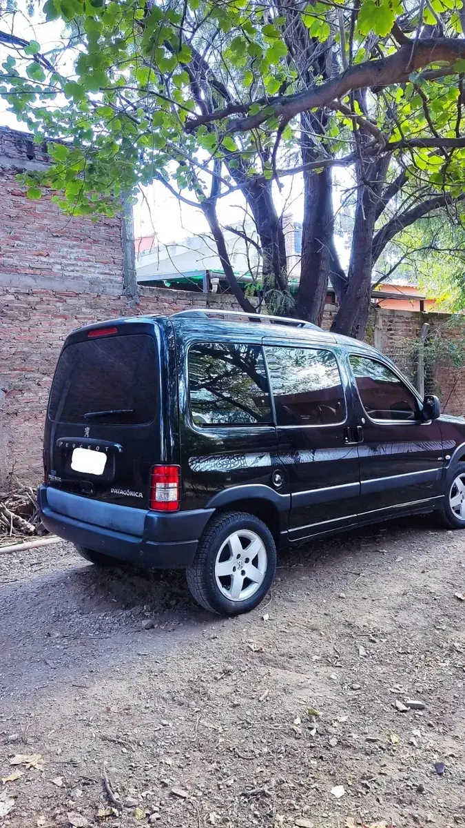 Peugeot Partner 1.6 Hdi Furgon Confort 5As 2016 - foto 3
