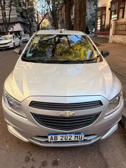 Chevrolet Onix 2017 - foto 1