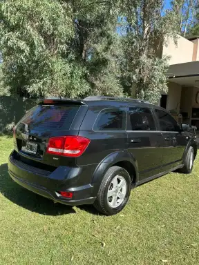 Dodge Journey 2.4 Sxt Atx Techo 3Filas 2012 - foto 3