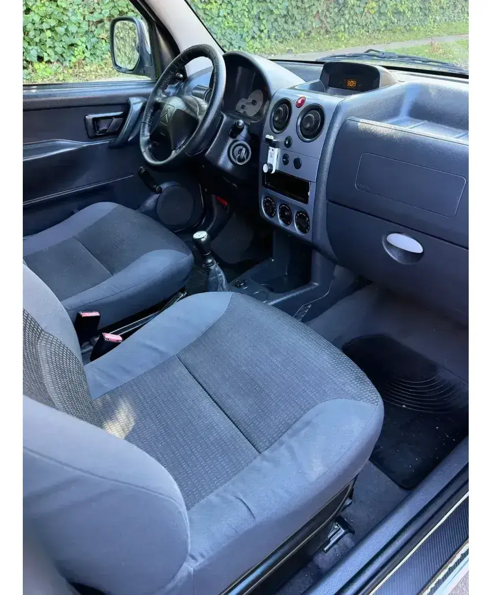 Citroën Berlingo Furgon 1.6 Hdi 92 Bussines Mixto 2017 - foto 5