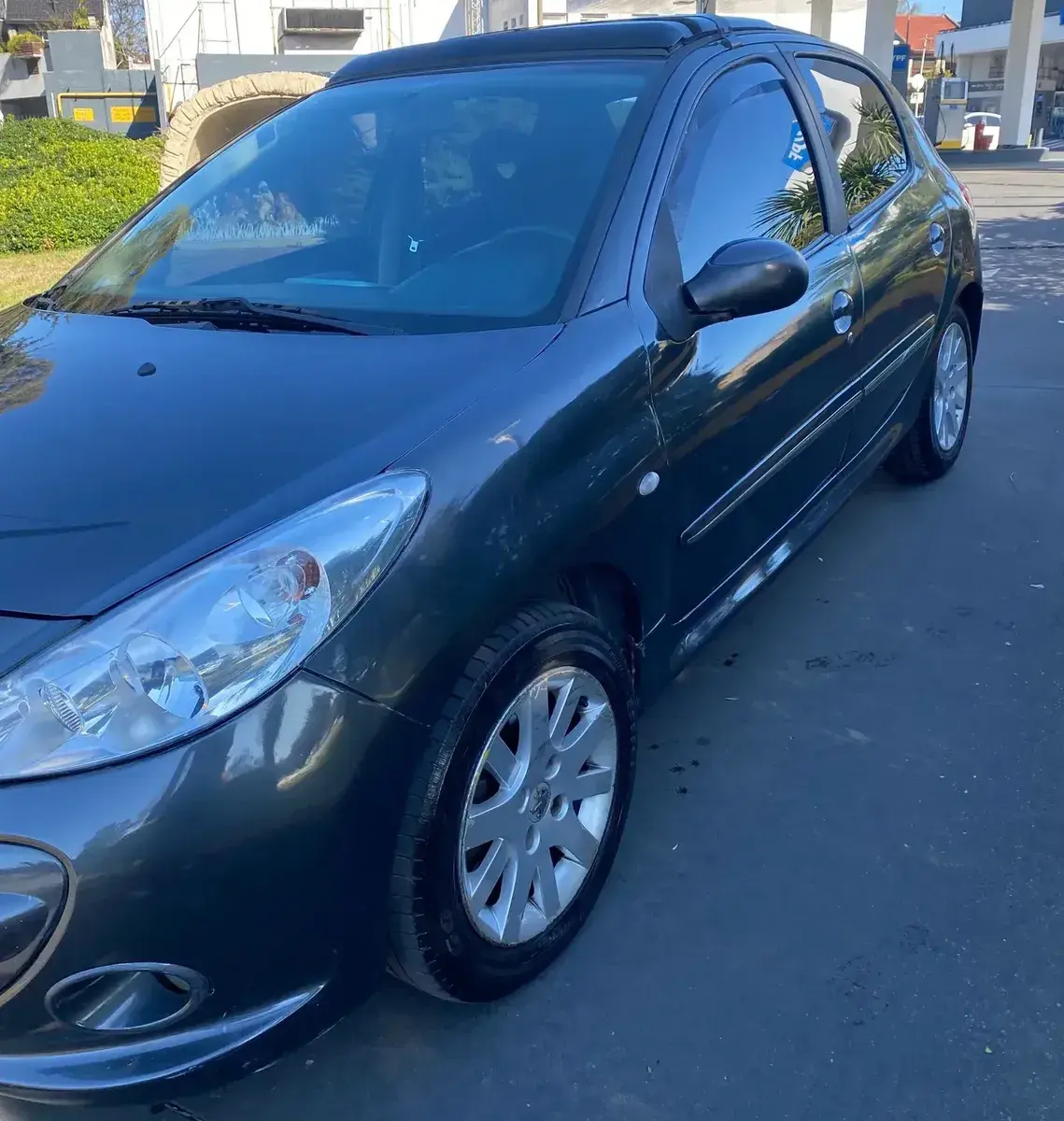 Peugeot 207 1.6 Sedan Feline 106Cv 2013 - foto 1