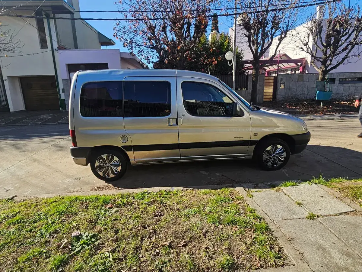 Citroën Berlingo Multispace 1.9 D Pack 2009 - foto 2