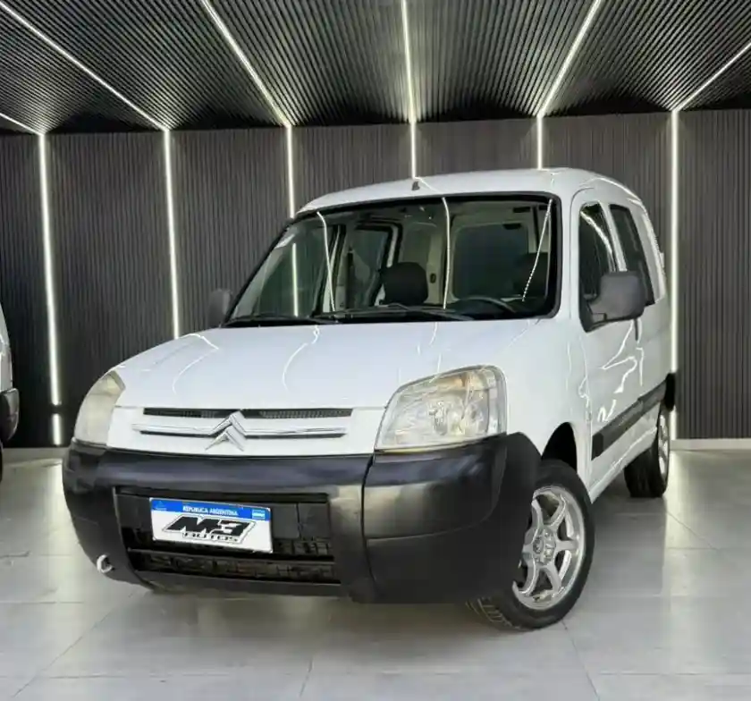 Citroën Berlingo Furgon 1.6 Bussines Hdi 92Cv Am54 2015 - foto 1