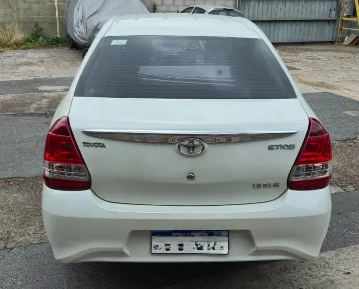 Toyota Etios 1.5 Sedan Xls L18 2018 - foto 3