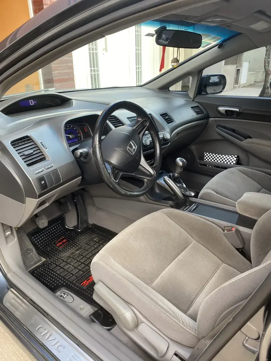 Honda Civic 1.8 Lxs Mt 2011 - foto 5