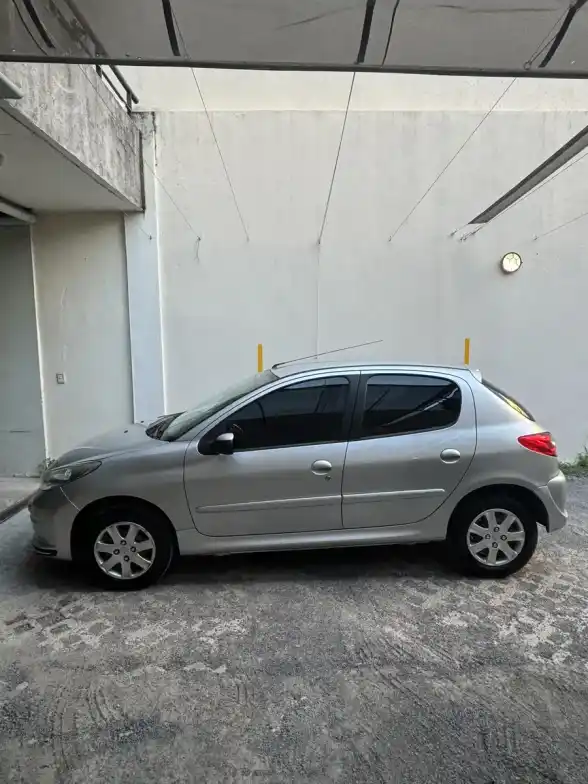 Peugeot 207 1.4 Allure 75Cv 2014 - foto 4