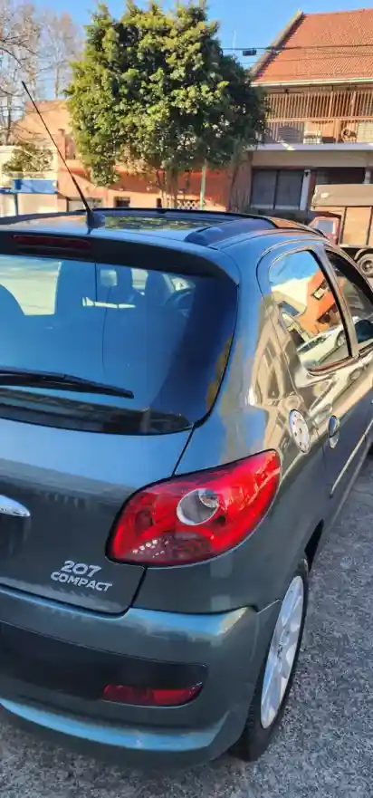 Peugeot 207 2.0 Hdi Xt Compact 2010 - foto 5