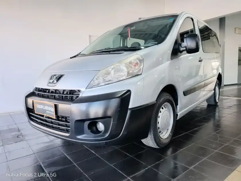 Peugeot Expert 2011 - foto 1