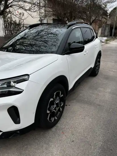 Citroën C5 Aircross 1.6 Thp Eat6 Feel Pack 2024 - foto 1