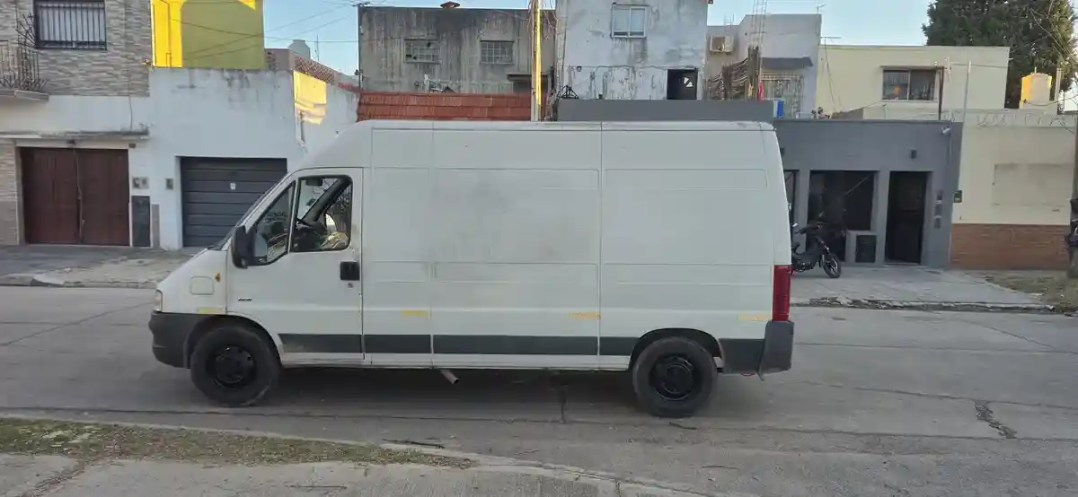 Peugeot Boxer 2.3 350Lh Confort Hdi Larga Alta 2012 - foto 5