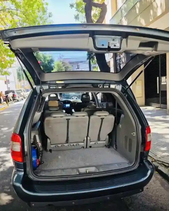 Chrysler Caravan 3.3 Se 3.3 2006 - foto 4