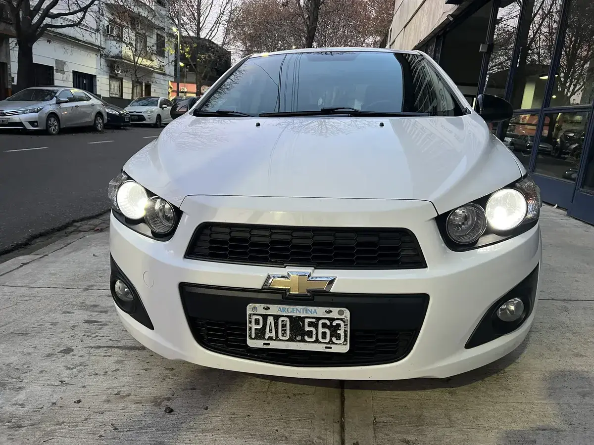 Chevrolet Sonic 1.6 Ltz Effect Mt Mx 2015 - foto 3