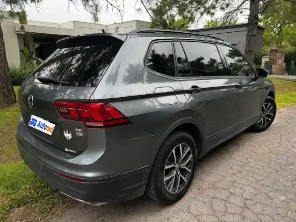 Volkswagen Tiguan Allspace 1.4 Tsi Trendline 150Cv Dsg 2018 - foto 2
