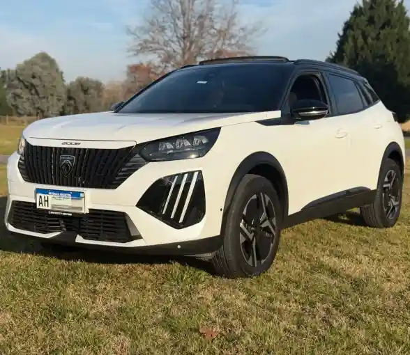 Peugeot 2008 1.0T Gt 2025 - foto 1