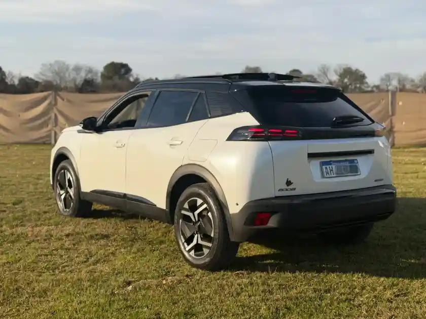 Peugeot 2008 1.0T Gt 2025 - foto 4