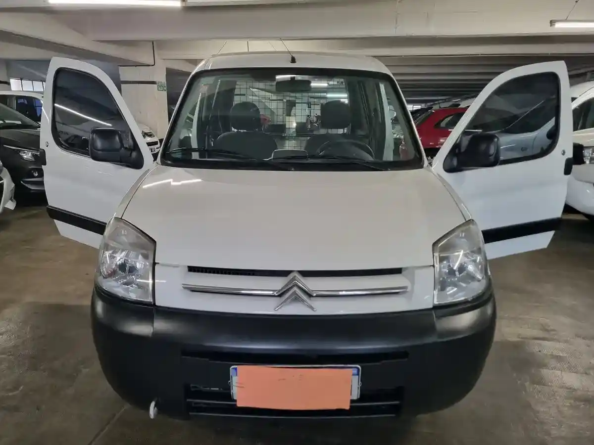 Citroën Berlingo Furgon 1.4 Bussines 75Cv Am54 2022 - foto 2
