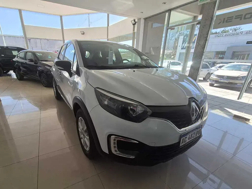 Renault Capture Life 1.6 2018 - foto 3