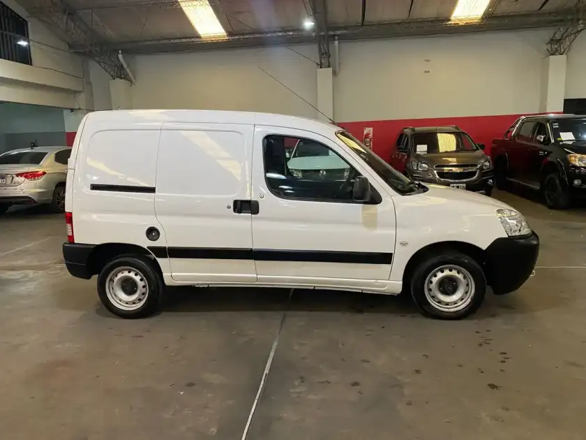Citroën Berlingo Furgon 1.6 Hdi 92 Bussines 2022 - foto 4