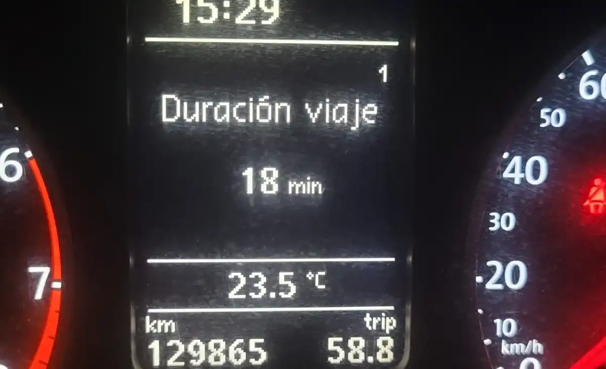 Volkswagen Suran 1.6 Highline Msi 110Cv 2017 - foto 3