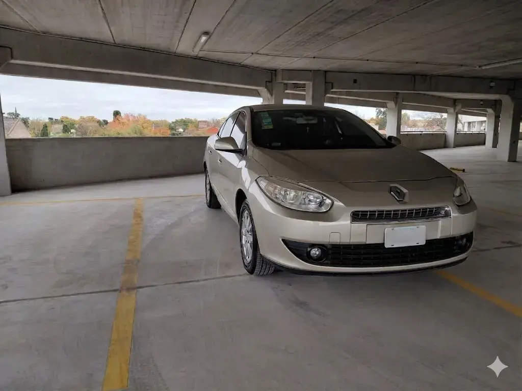 Renault Fluence 2.0 Luxe 2012 - foto 3