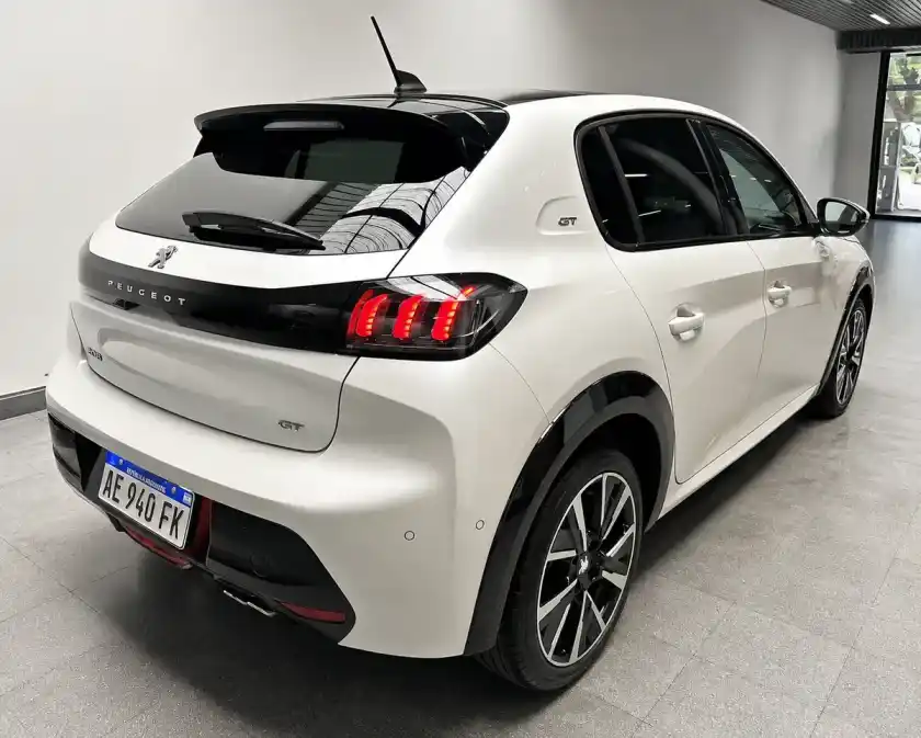 Peugeot 208 1.2 Gt 2021 - foto 3