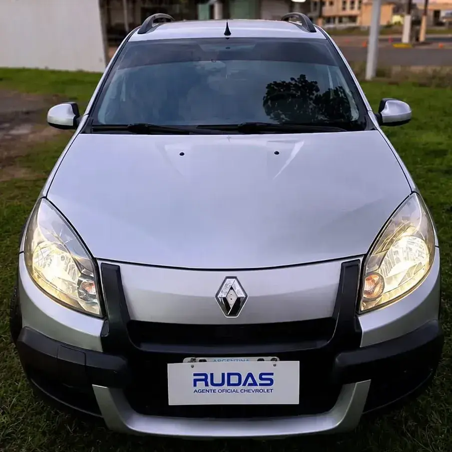 Renault Sandero Stepway 1.6 Authentique 105Cv 2013 - foto 1