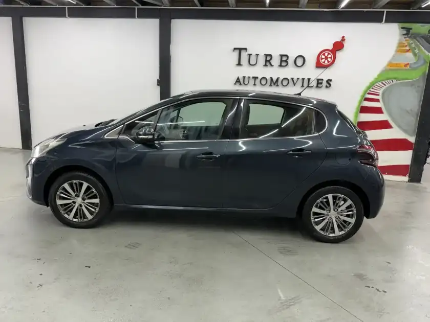 Peugeot 208 1.6 Feline 2016 - foto 2