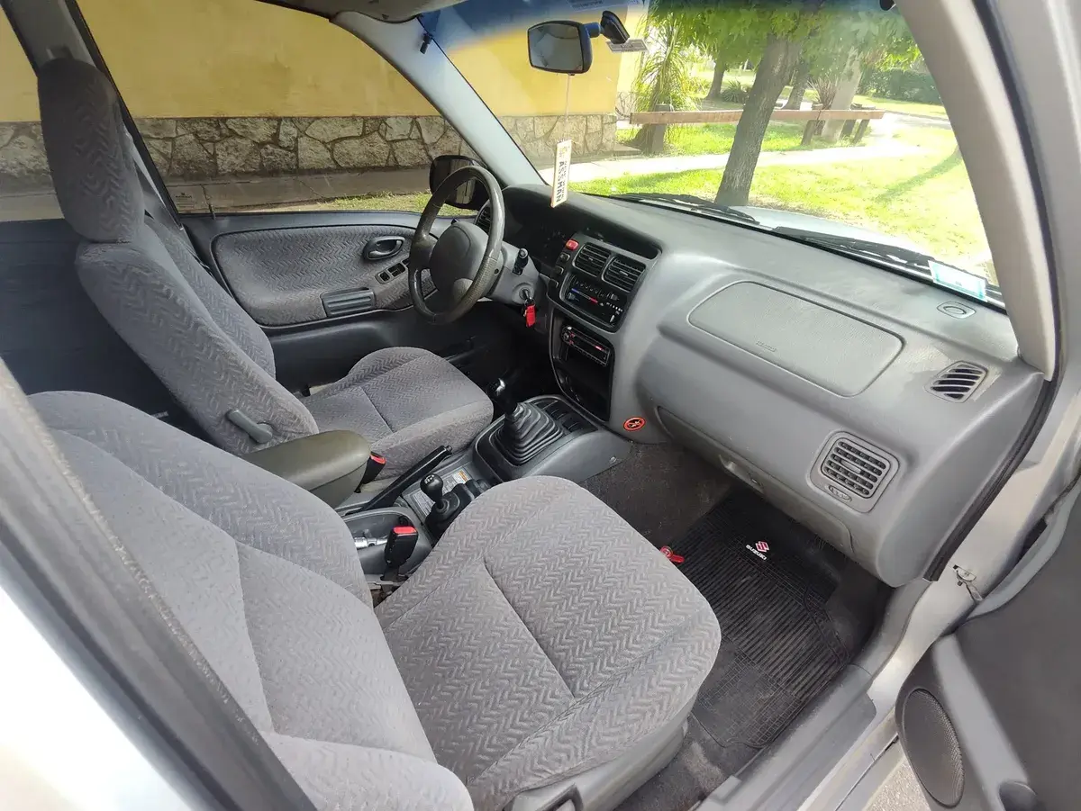 Chevrolet Grand Vitara 2.0 I 2002 - foto 5