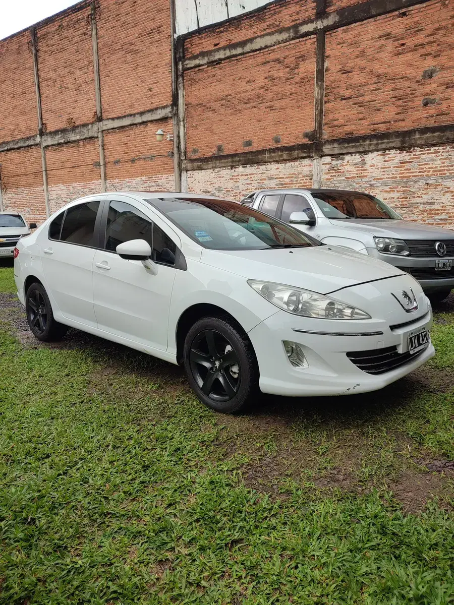 Peugeot 408 2.0 Allure Plus 143Cv 2013 - foto 4