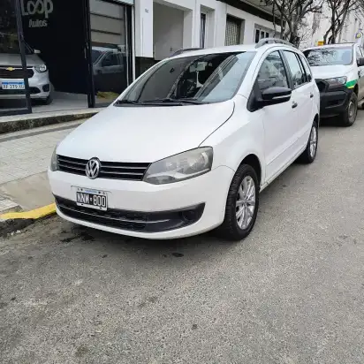 Volkswagen Suran 1.6 Trendline 11B 2014 - foto 4