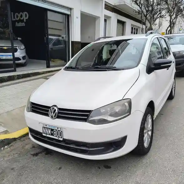 Volkswagen Suran 1.6 Trendline 11B 2014 - foto 5