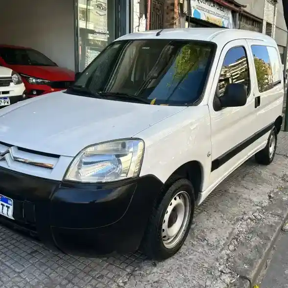 Citroën Berlingo Furgon 1.4 Bussines 75Cv Am54 2017 - foto 1