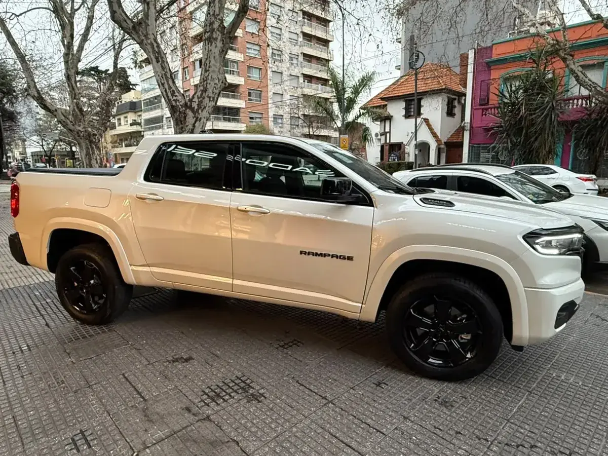 Ram Rampage 2.0 Laramie Gme At9 4X4 2025 - foto 4