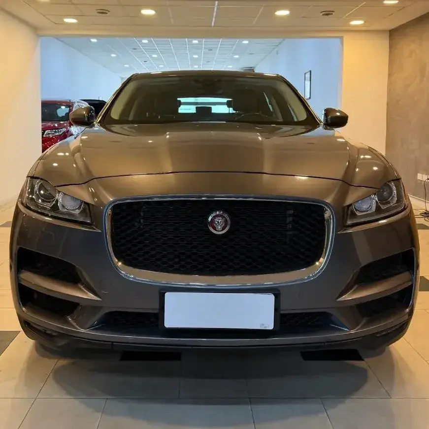 Jaguar F-Pace 2.0 Prestige 2017 - foto 4