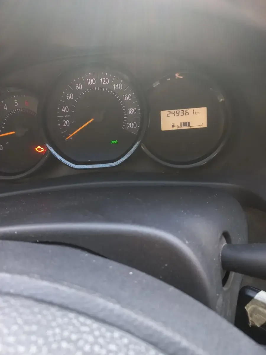 Renault Logan 1.6 Authentique 85Cv Nac 2018 - foto 3