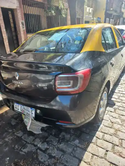 Renault Logan 1.6 Authentique 85Cv Nac 2018 - foto 4