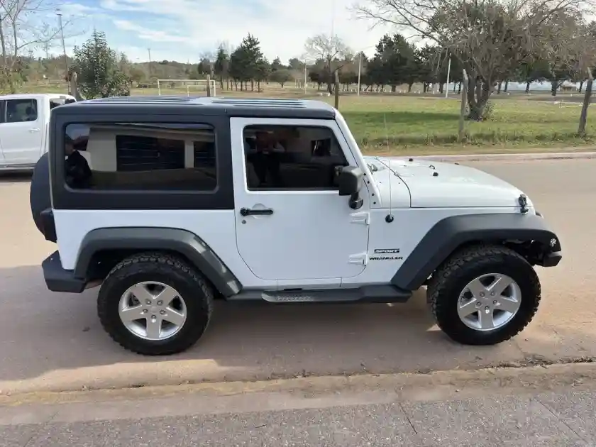Jeep Wrangler 3.6 Sport 284Hp Mtx 2012 - foto 3