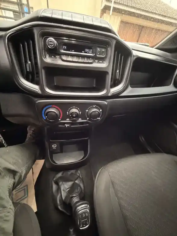 Fiat Strada 1.4 8V Endurance Cd 2023 - foto 4