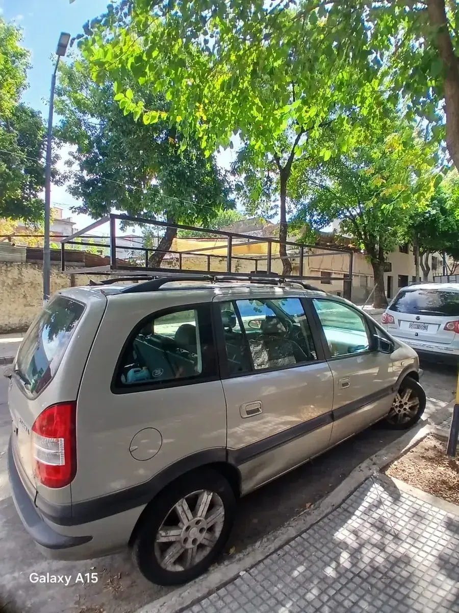 Chevrolet Zafira 2.0 Gls 2010 - foto 1