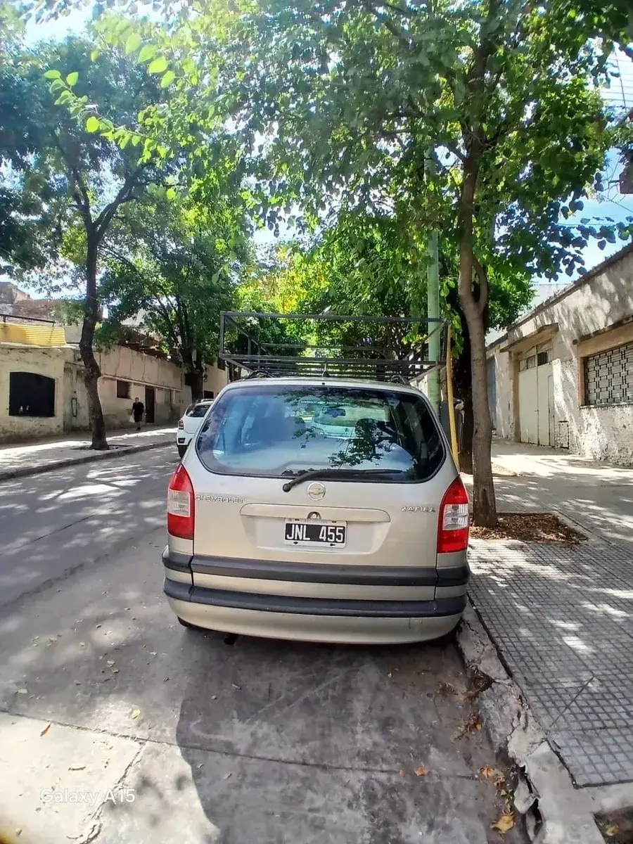 Chevrolet Zafira 2.0 Gls 2010 - foto 4