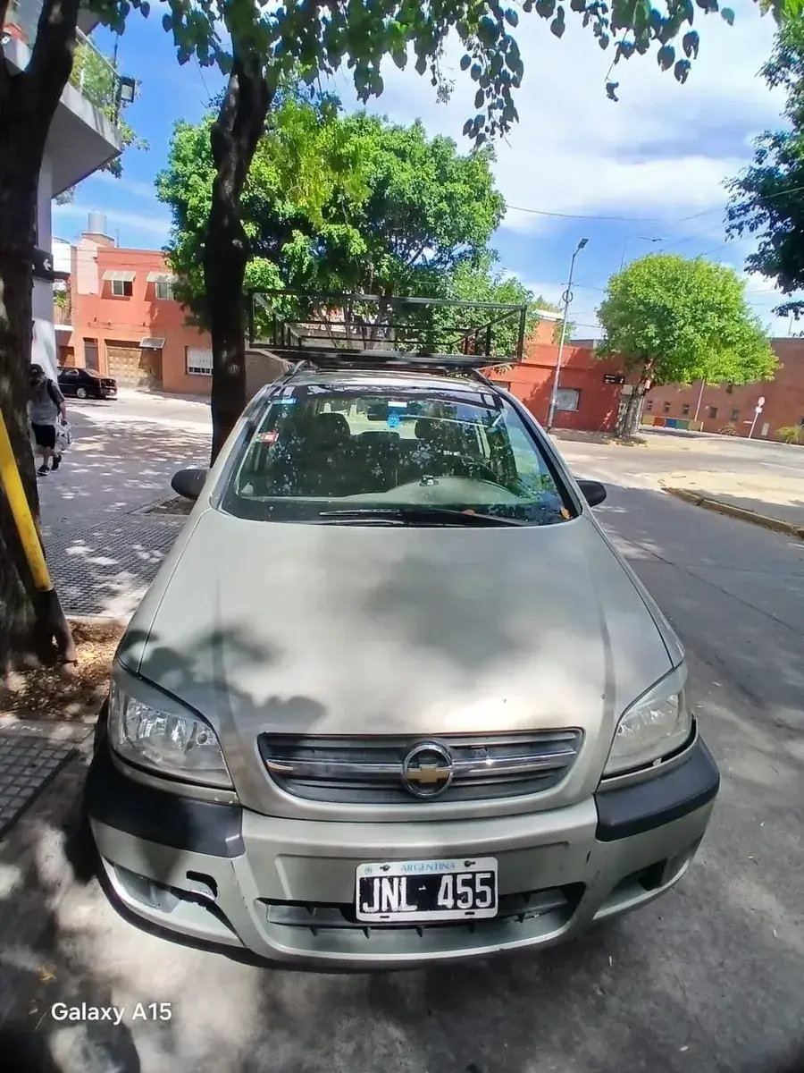 Chevrolet Zafira 2.0 Gls 2010 - foto 5