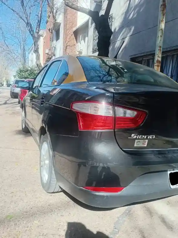 Fiat Grand Siena 1.4 Attractive 87Cv 2014 - foto 3