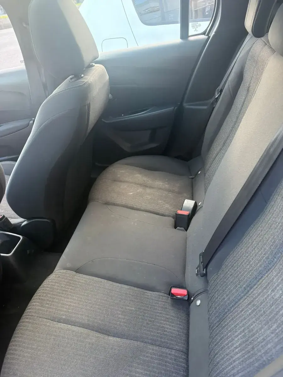 Peugeot 208 1.6L Active 2021 - foto 3