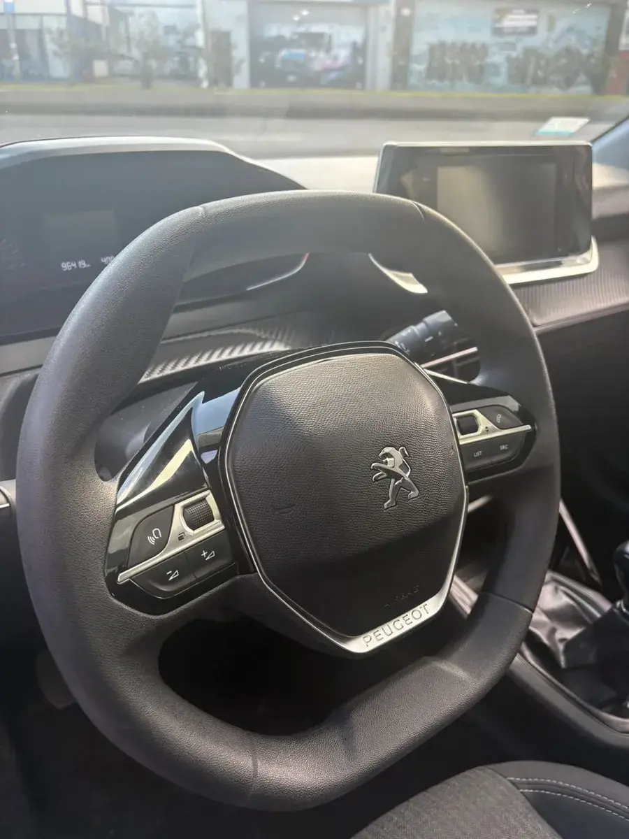 Peugeot 208 1.6L Active 2021 - foto 4