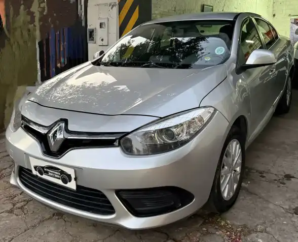 Renault Fluence 1.6 Ph2 Dynamique Pack 110Cv 2018 - foto 4
