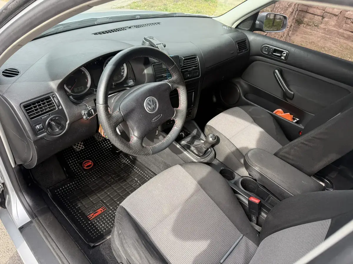 Volkswagen Bora 1.9 I Trendline 2006 - foto 4
