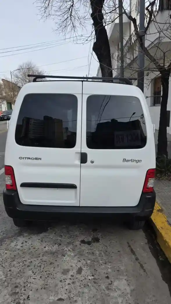 Citroën Berlingo Furgon 1.6 Hdi 92 Bussines 2023 - foto 3