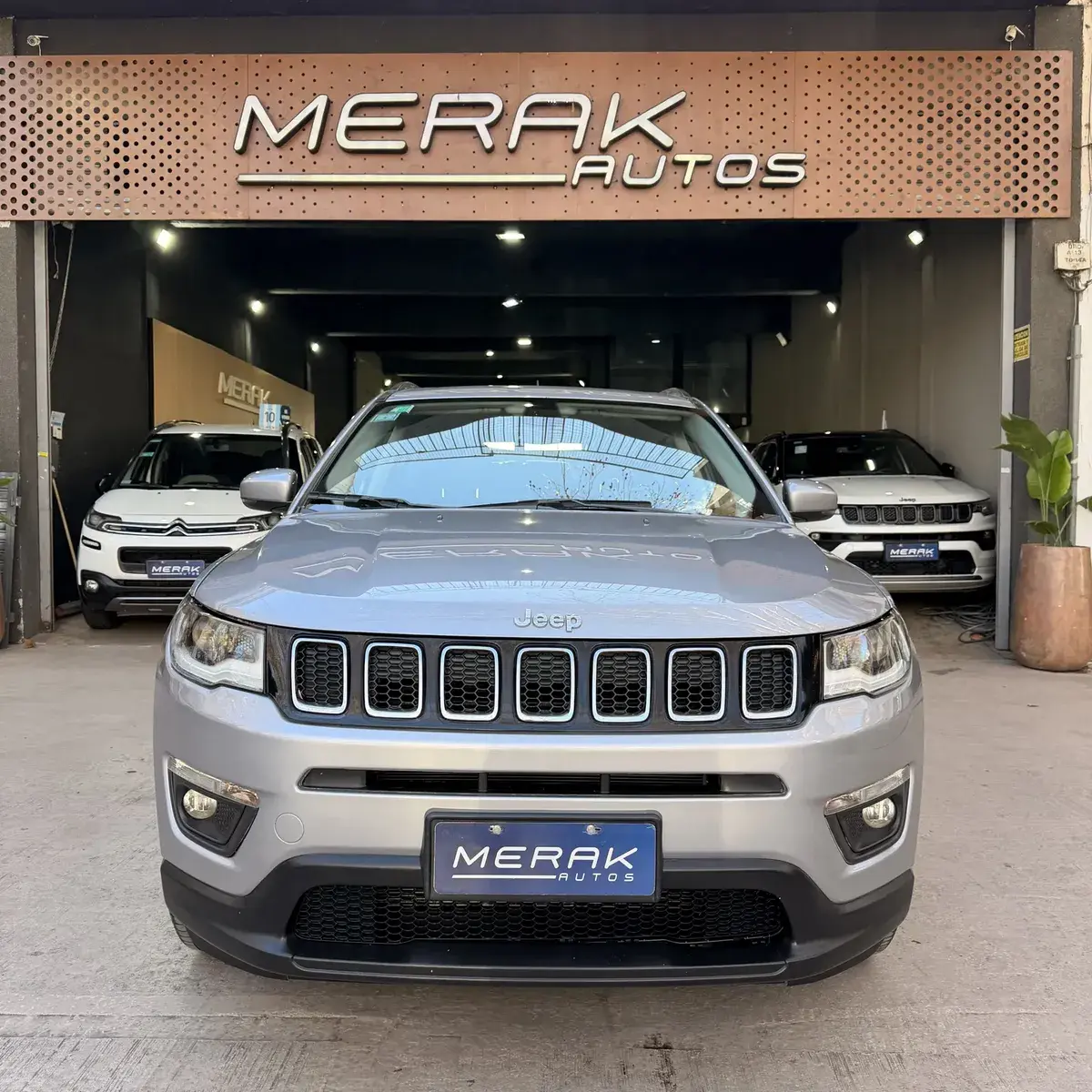 Jeep Compass 2.4 Longitude Plus 2021 - foto 2