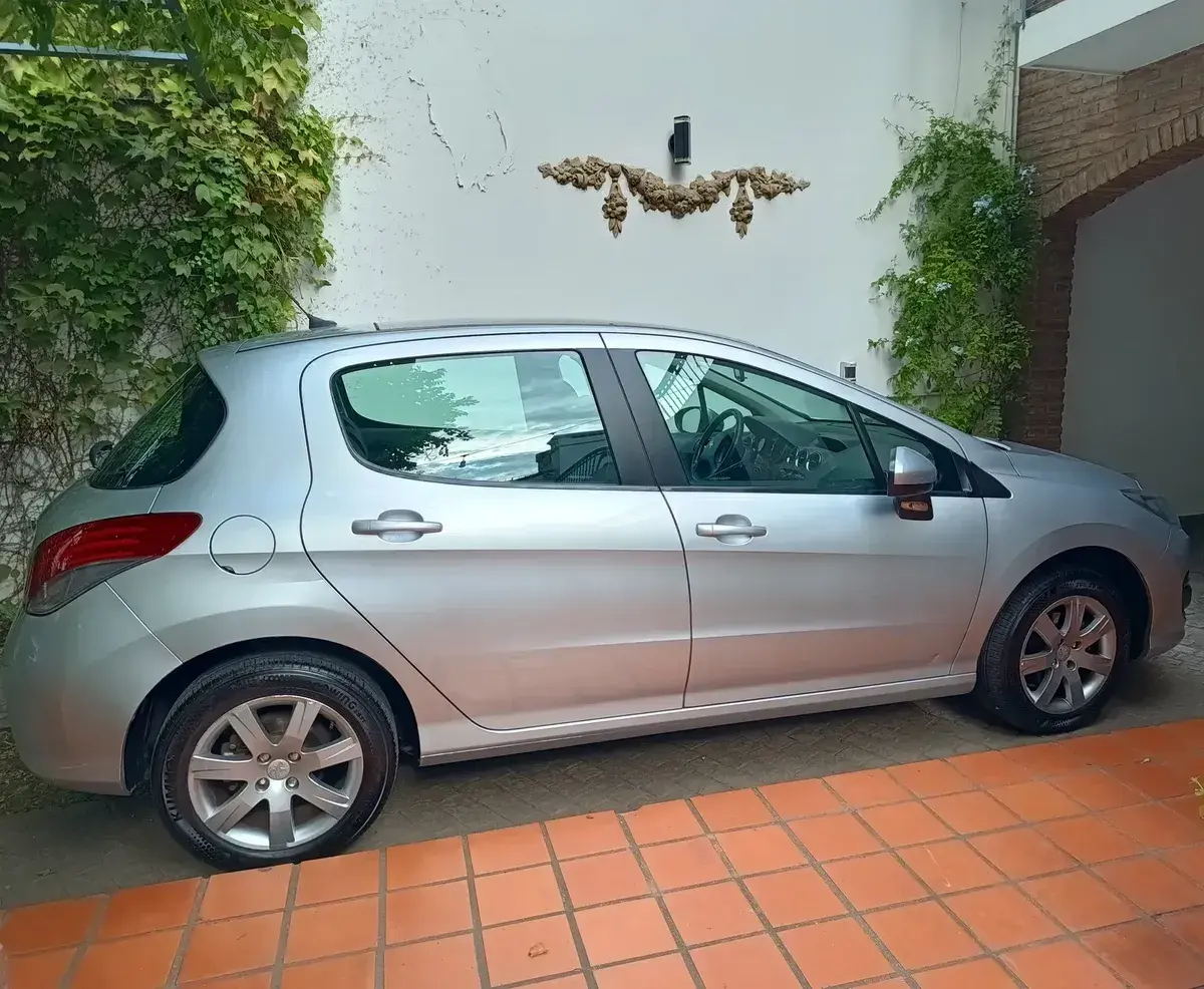 Peugeot 308 1.6 Allure 2017 - foto 2